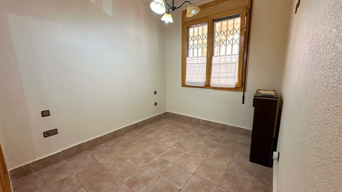 Se vende Apartamento Planta Baja de 3 dormitorios en Costa Blanca, Alicante, España