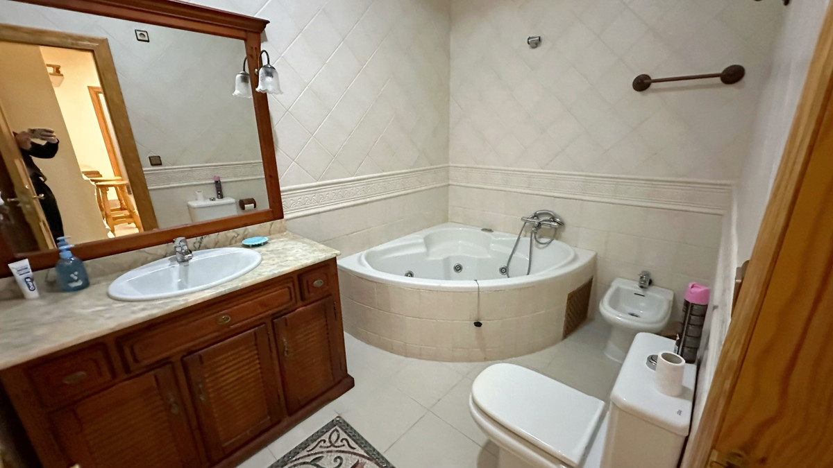 Se vende Apartamento Planta Baja de 3 dormitorios en Costa Blanca, Alicante, España