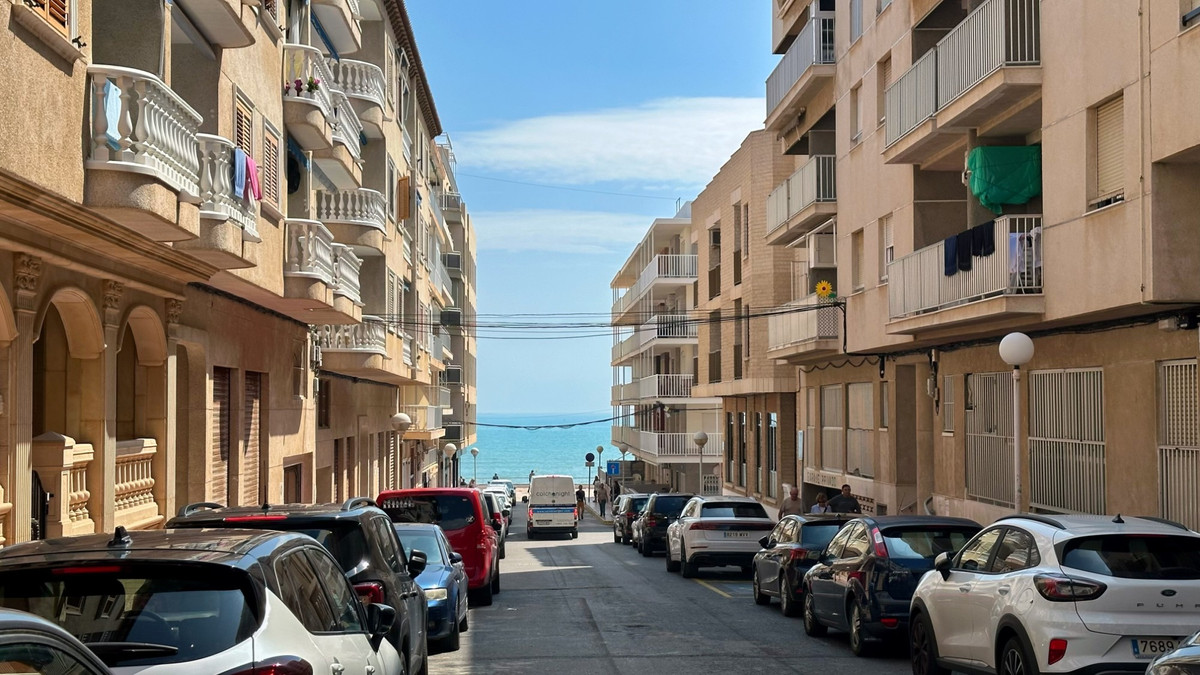 Se vende Apartamento Planta Baja de 3 dormitorios en Costa Blanca, Alicante, España