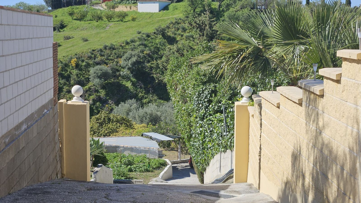 Se vende Terreno Rustico  en Costa Del Sol, Málaga, España