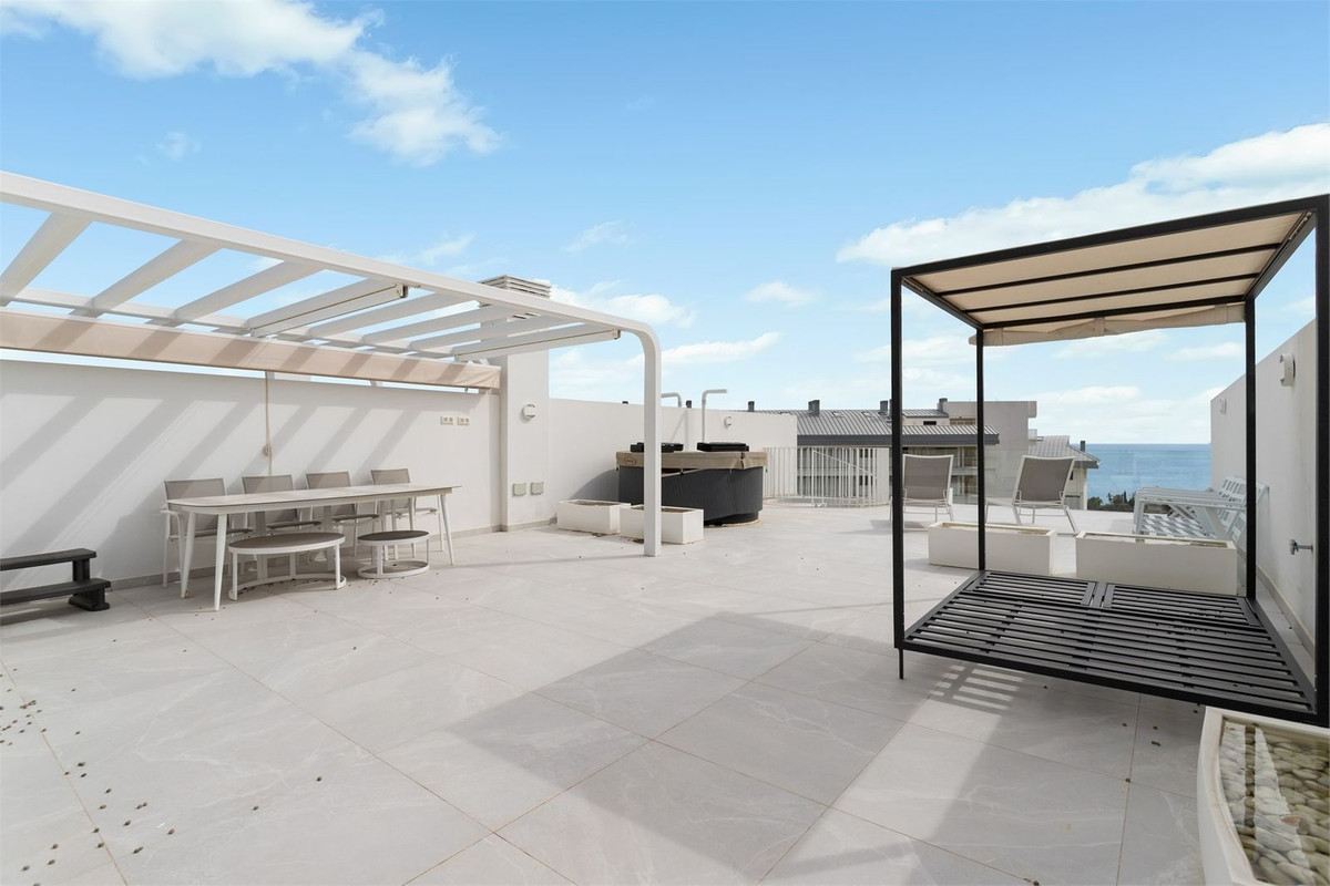 2 Bed Apartment for sale in Higueron Costa Del Sol, Málaga, Spain