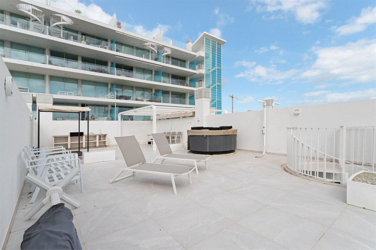 2 Bed Apartment for sale in Higueron Costa Del Sol, Málaga, Spain