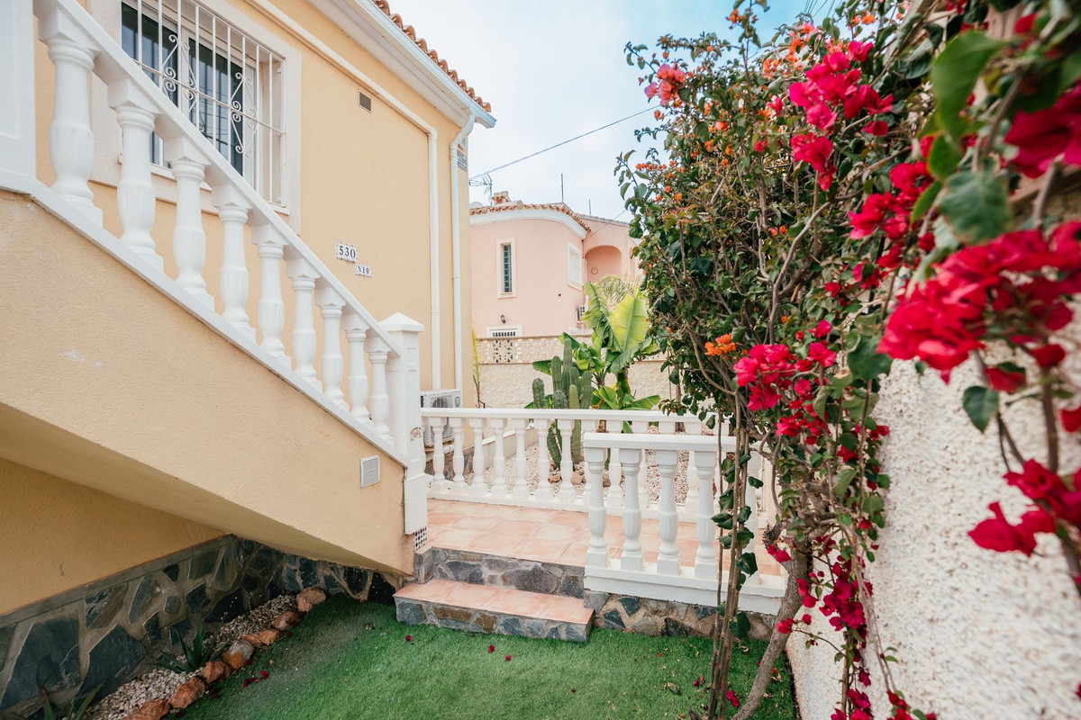4 Bed Townhouse for sale in Villamartin Costa Blanca, Alicante, Spain