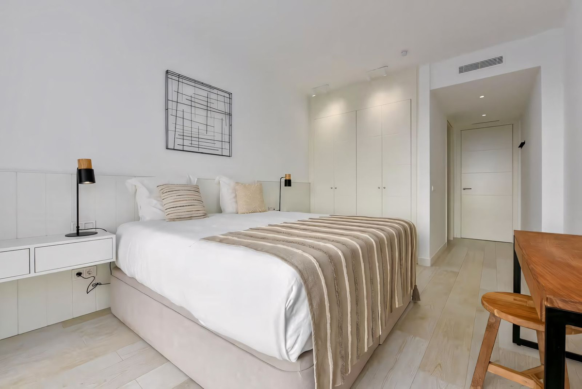2 Bed Apartment for sale in Casares Costa Del Sol, Málaga, Spain