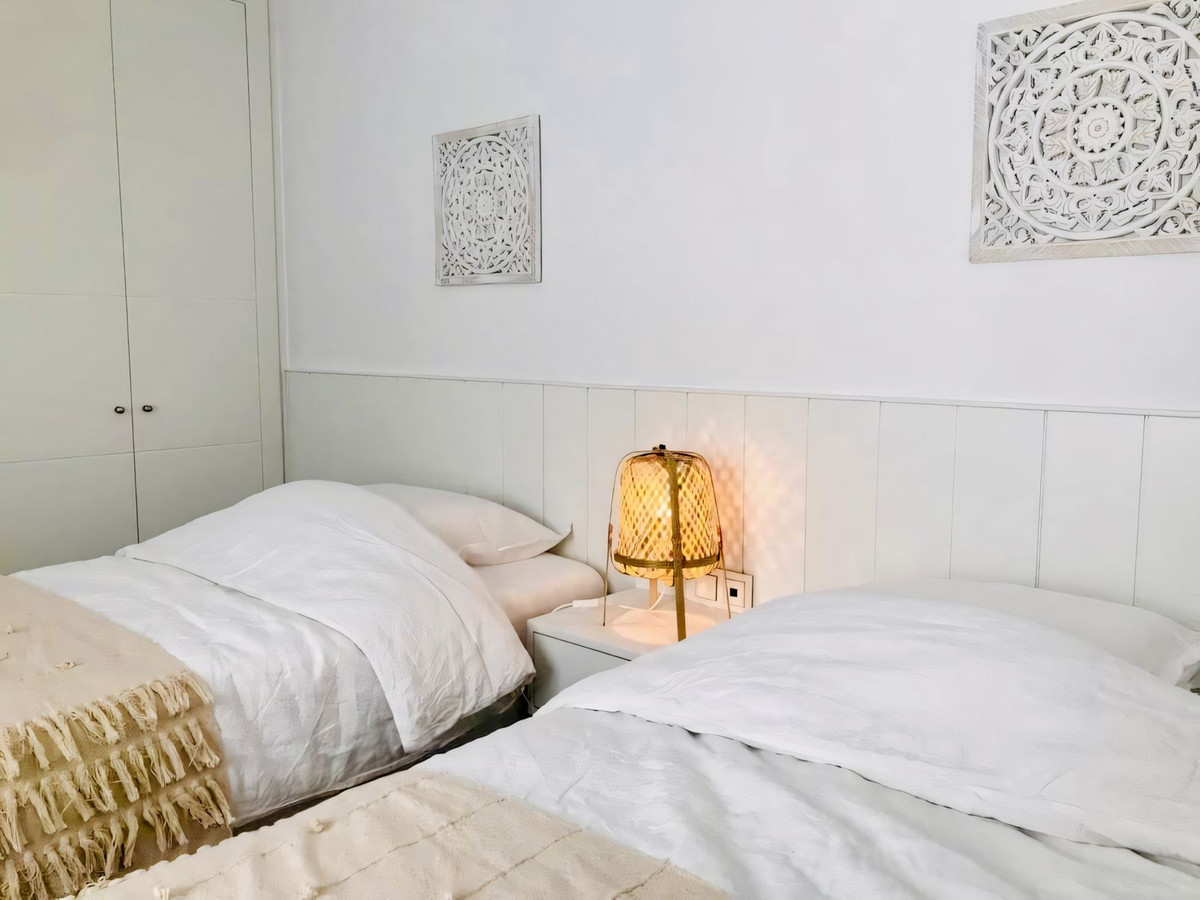 2 Bed Apartment for sale in Casares Costa Del Sol, Málaga, Spain