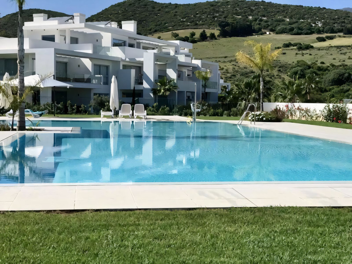 2 Bed Apartment for sale in Casares Costa Del Sol, Málaga, Spain