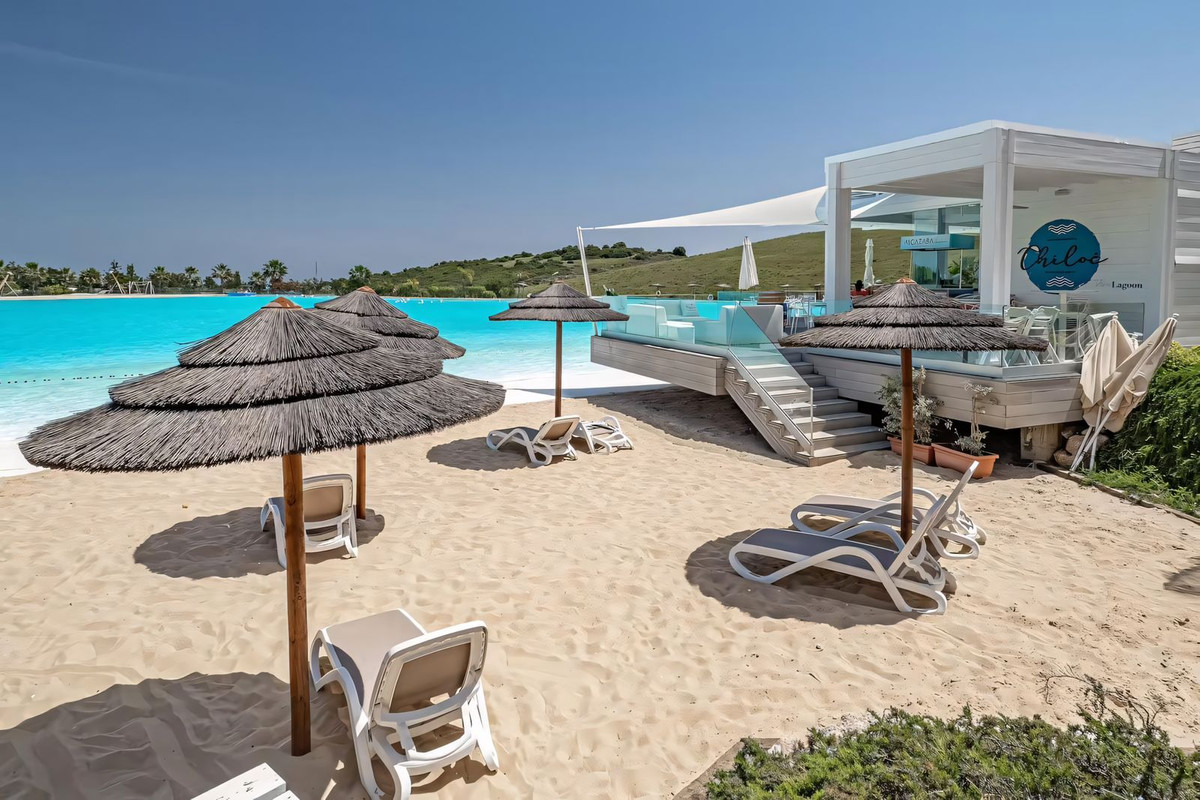 2 Bed Apartment for sale in Casares Costa Del Sol, Málaga, Spain