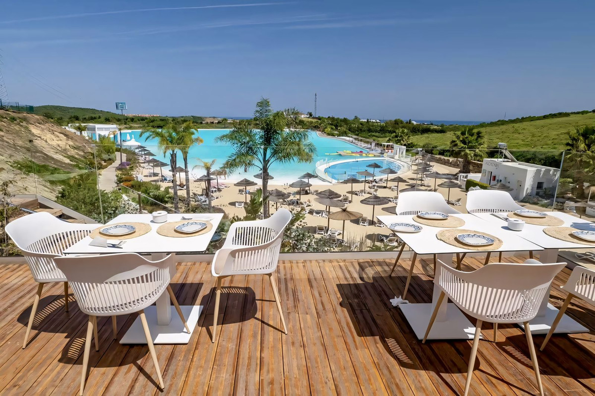 2 Bed Apartment for sale in Casares Costa Del Sol, Málaga, Spain