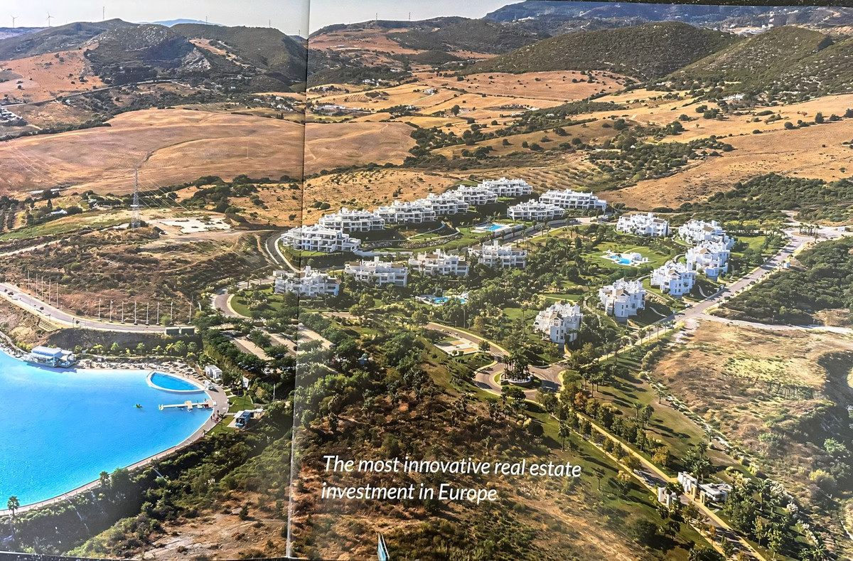 2 Bed Apartment for sale in Casares Costa Del Sol, Málaga, Spain