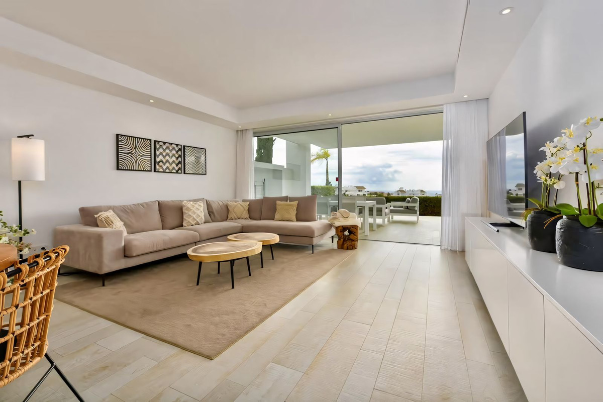 2 Bed Apartment for sale in Casares Costa Del Sol, Málaga, Spain