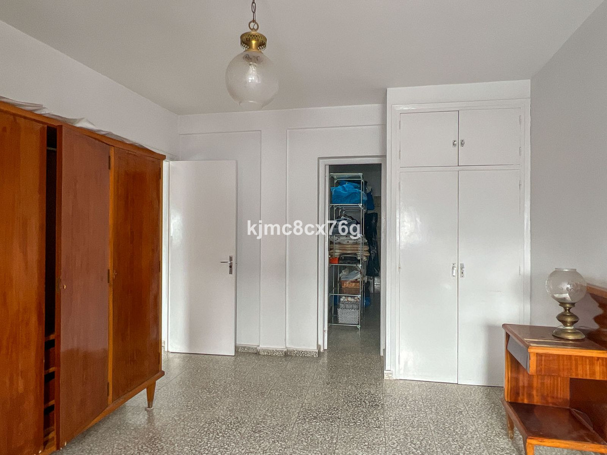 5 Bed Townhouse for sale in Marbella Costa Del Sol, Málaga, Spain
