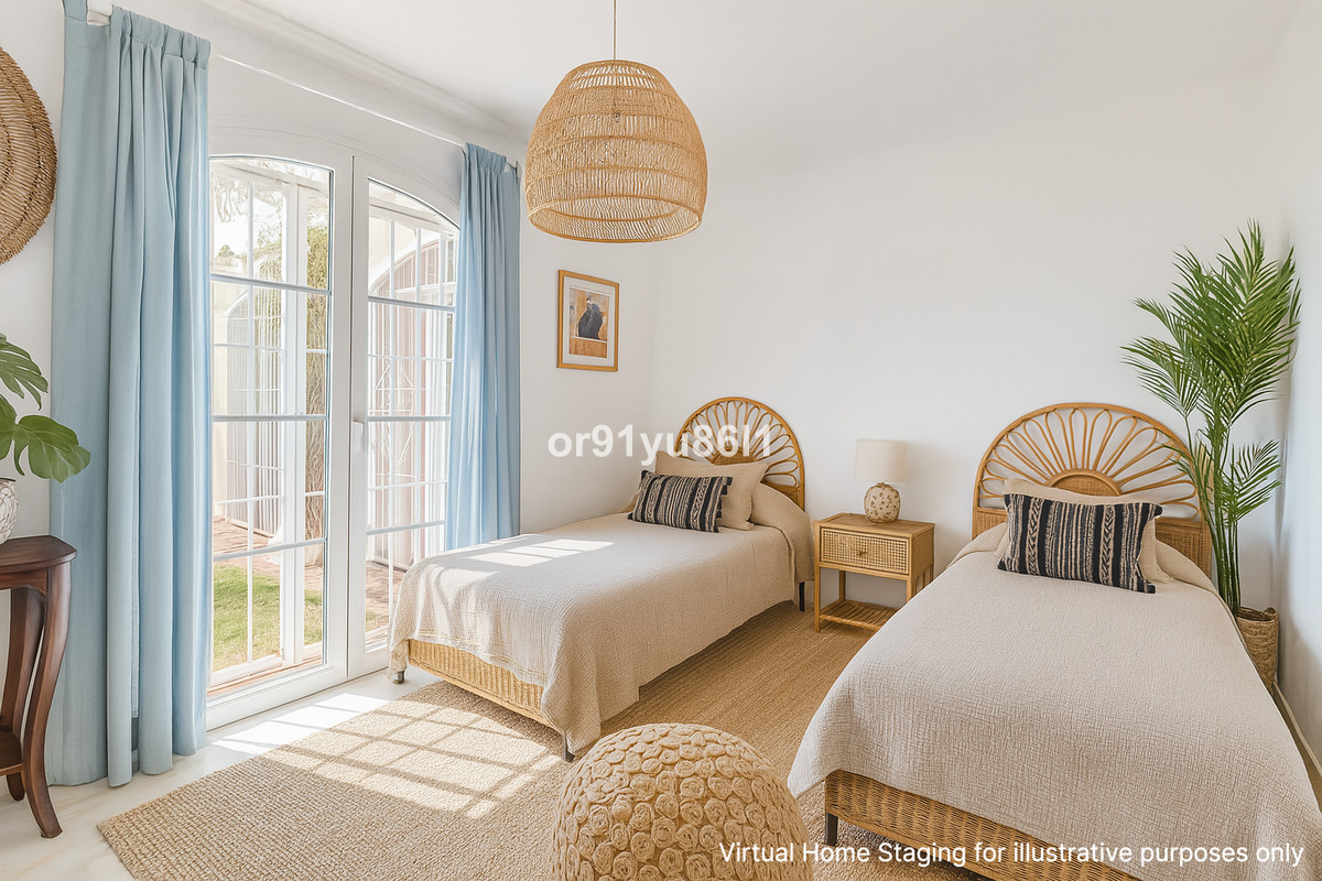 3 Bed Townhouse for sale in Benahavís Costa Del Sol, Málaga, Spain