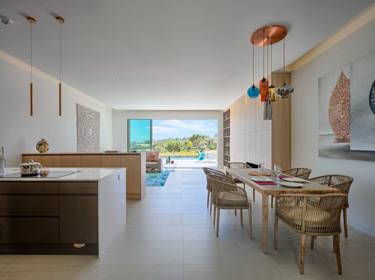 Se vende Villa - Chalet de 4 dormitorios en Costa Blanca, Alicante, España