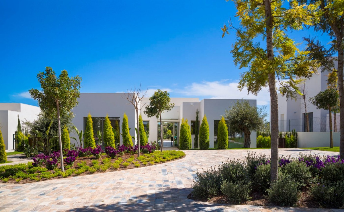 Se vende Villa - Chalet de 4 dormitorios en Costa Blanca, Alicante, España