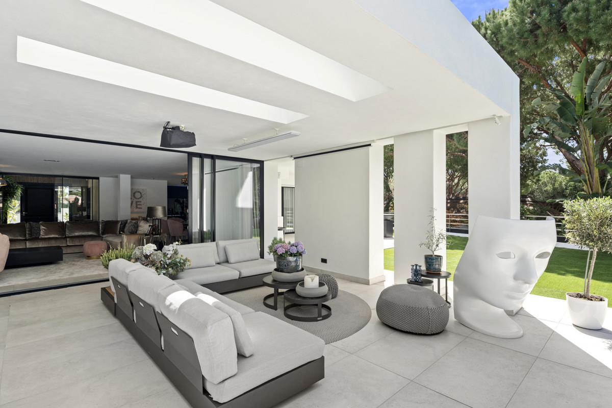 Se vende Villa - Chalet de 6 dormitorios en Costa Del Sol, Málaga, España