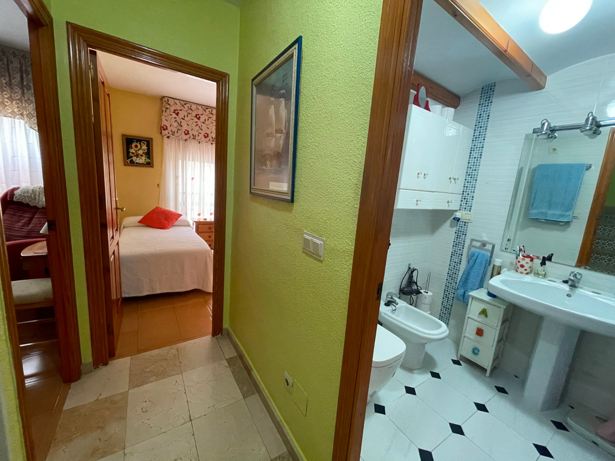 5 Bed Townhouse for sale in Guardamar Del Segura Costa Blanca, Alicante, Spain