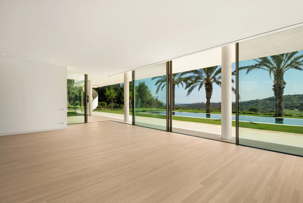 Se vende Villa - Chalet de 5 dormitorios en Costa Del Sol, Málaga, España