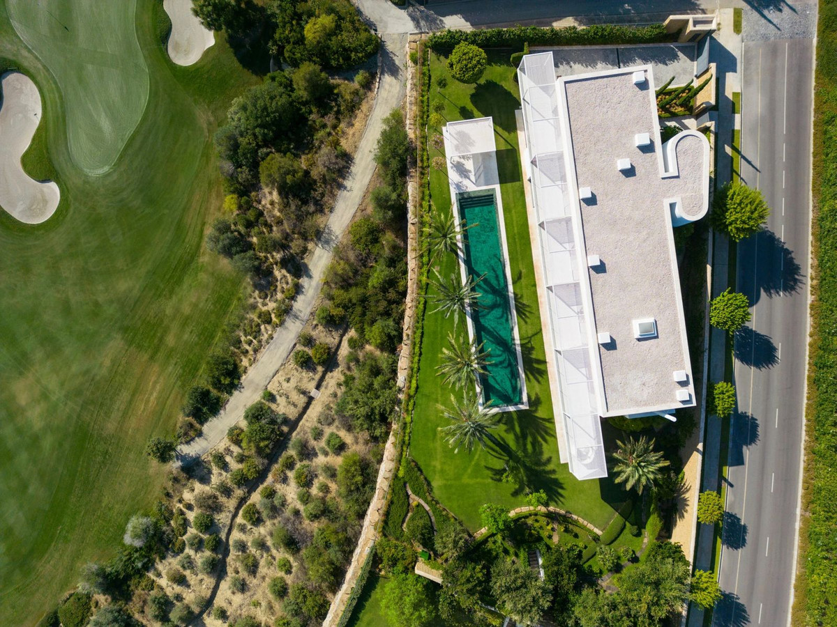 Se vende Villa - Chalet de 5 dormitorios en Costa Del Sol, Málaga, España
