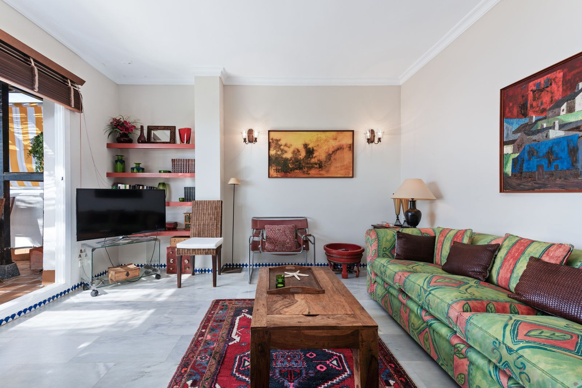 3 Bed Apartment for sale in Estepona Costa Del Sol, Málaga, Spain