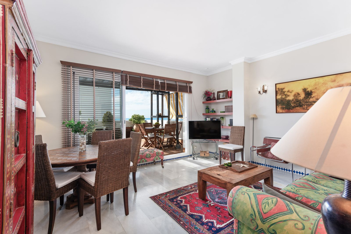 3 Bed Apartment for sale in Estepona Costa Del Sol, Málaga, Spain