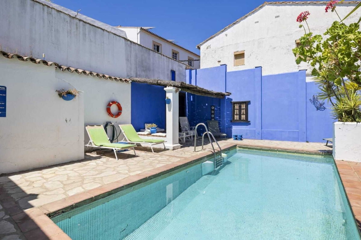 9 Bed Townhouse for sale in Cortes De La Frontera Costa Del Sol, Málaga, Spain