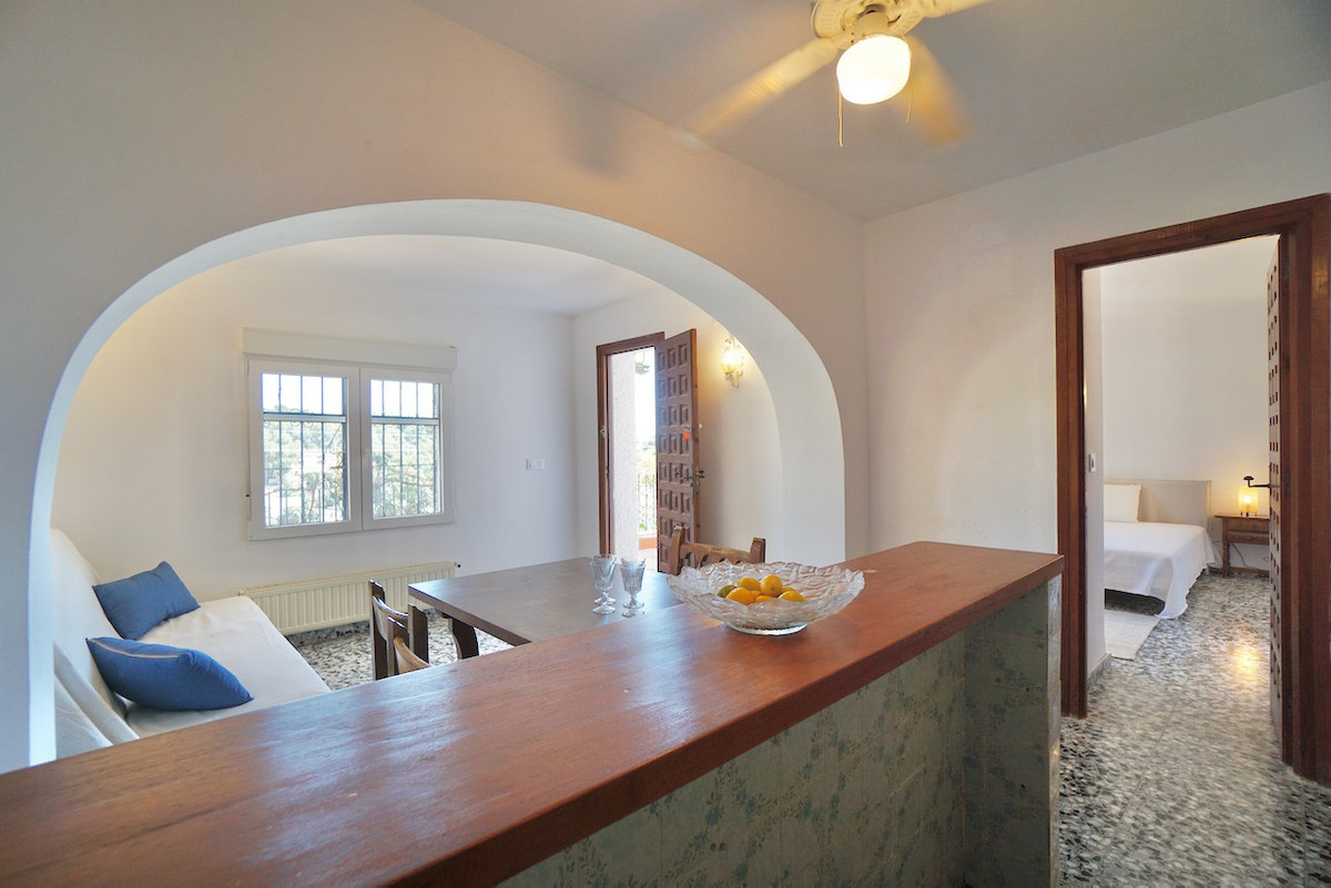 Se vende Villa - Chalet de 4 dormitorios en Costa Blanca, Alicante, España