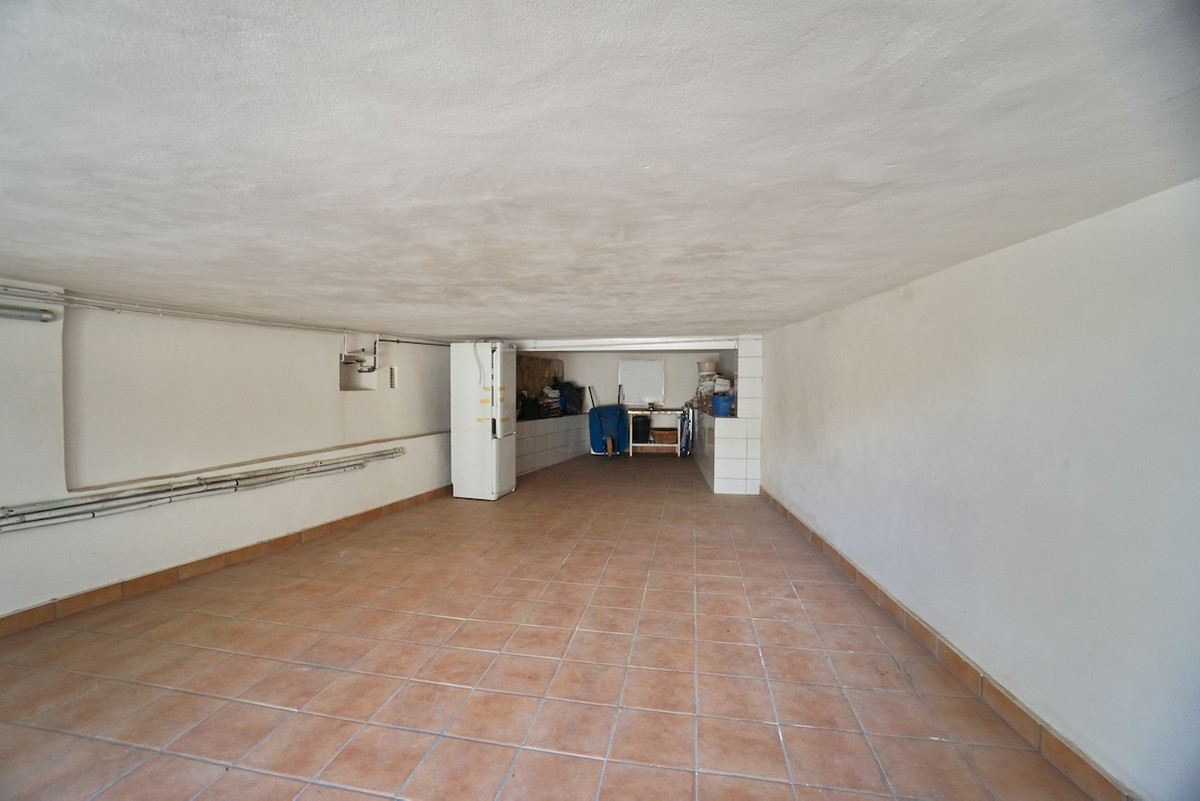 Se vende Villa - Chalet de 4 dormitorios en Costa Blanca, Alicante, España