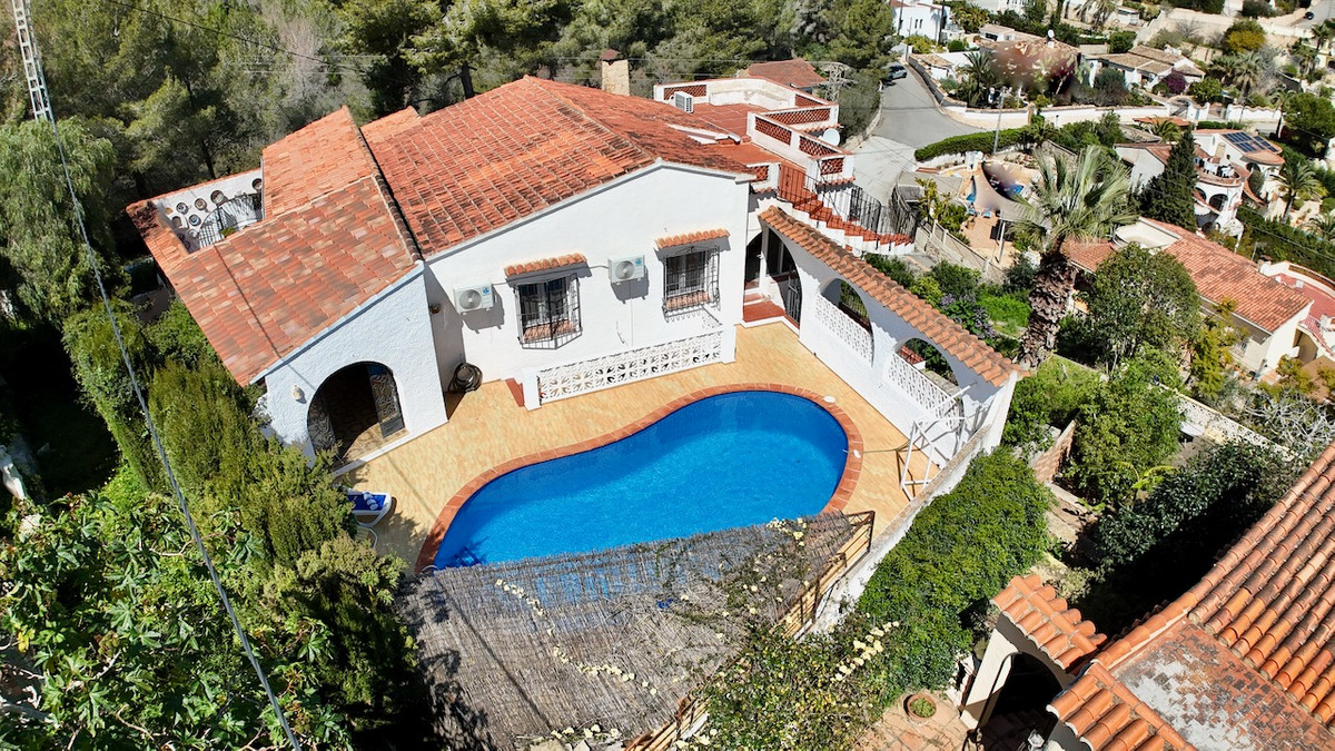 Se vende Villa - Chalet de 4 dormitorios en Costa Blanca, Alicante, España