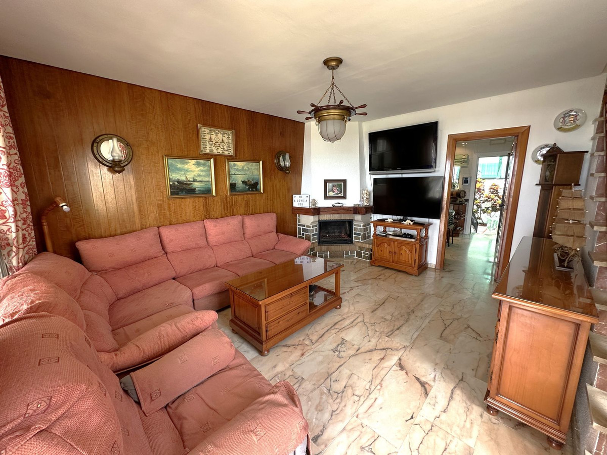 4 Bed Townhouse for sale in Rincón De La Victoria Costa Del Sol East, Málaga, Spain