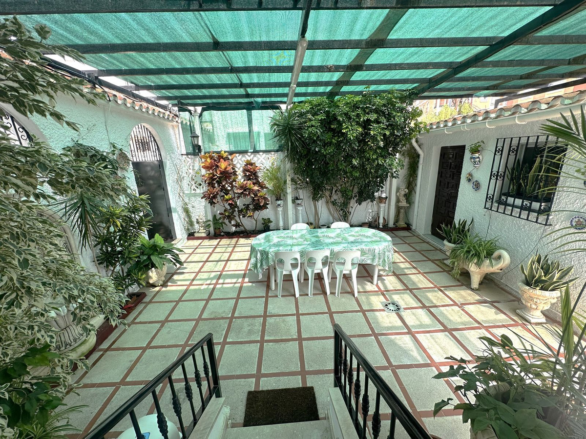4 Bed Townhouse for sale in Rincón De La Victoria Costa Del Sol East, Málaga, Spain