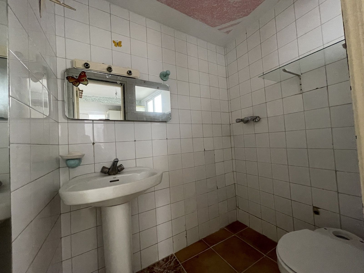 Se vende Adosada de 4 dormitorios en Costa Del Sol East, Málaga, España
