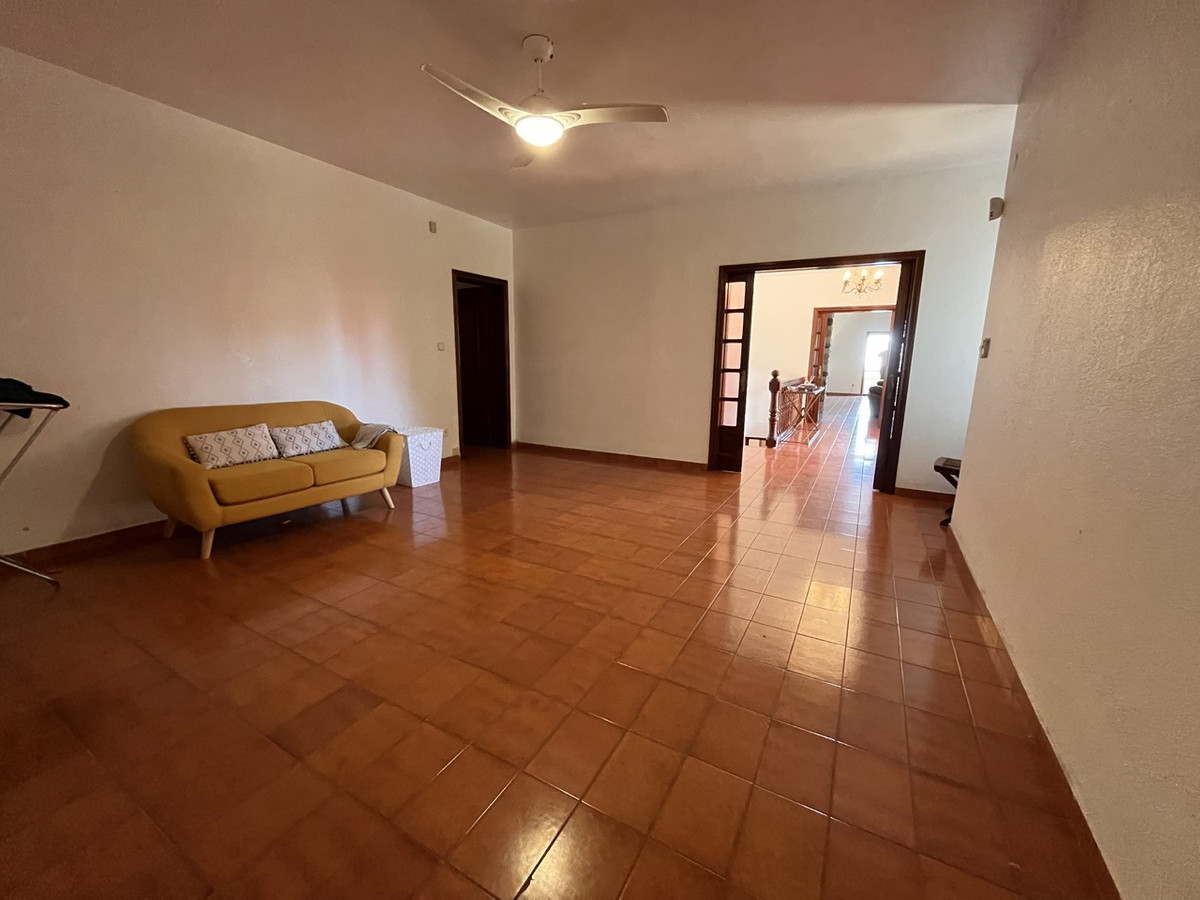 4 Bed Townhouse for sale in La Nucia Costa Blanca, Alicante, Spain