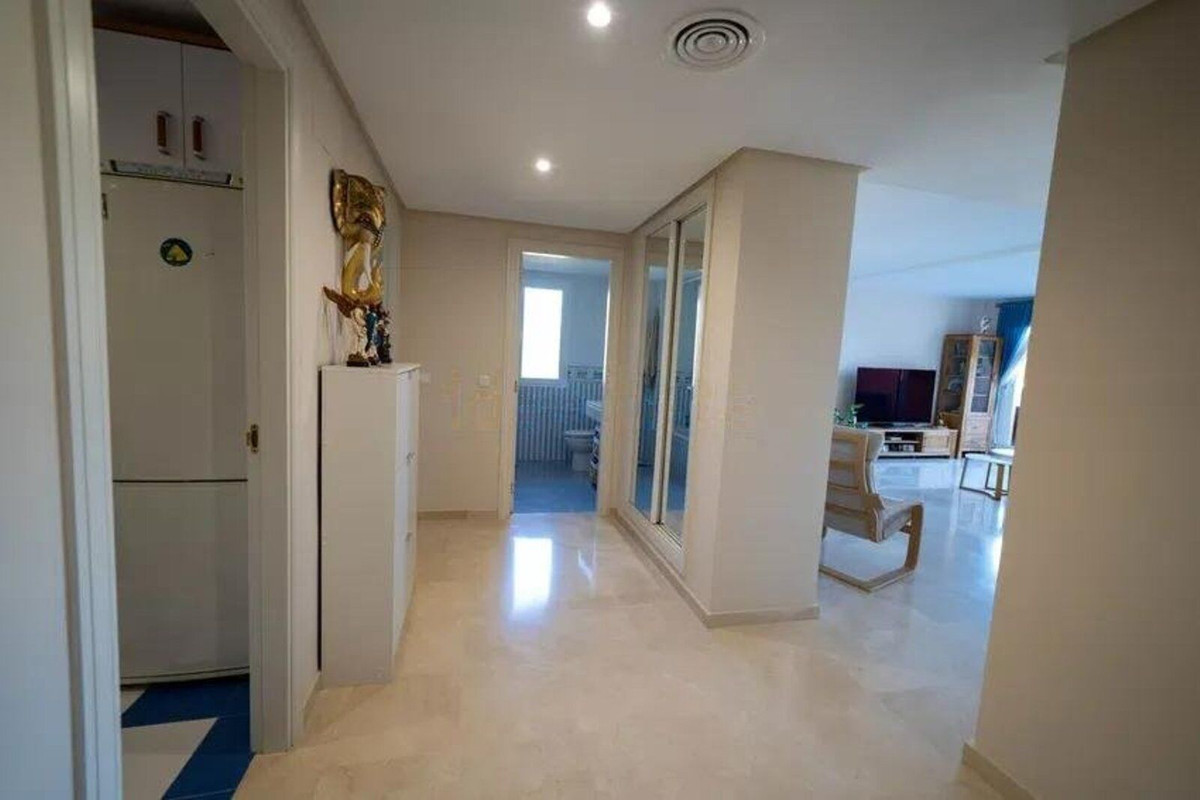 2 Bed Apartment for sale in Calahonda Costa Del Sol, Málaga, Spain