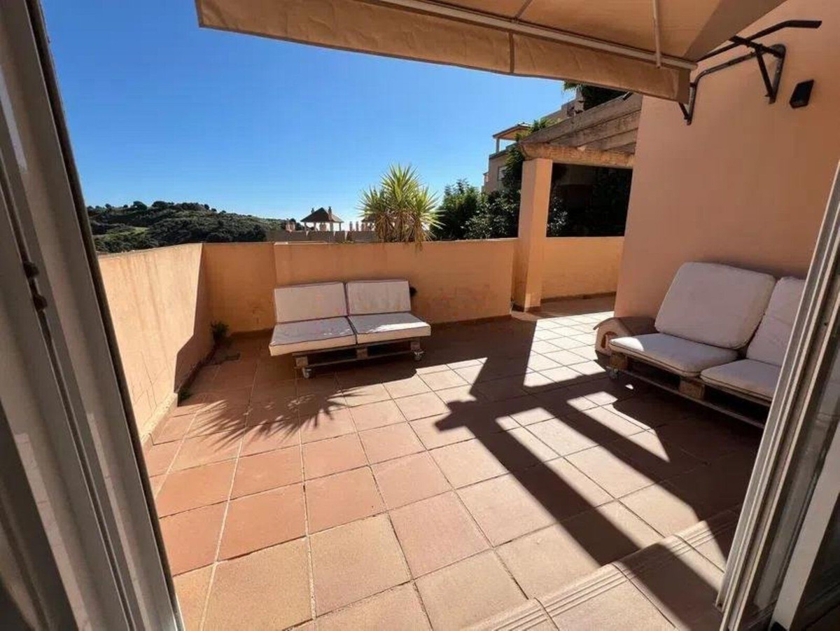 2 Bed Apartment for sale in Calahonda Costa Del Sol, Málaga, Spain