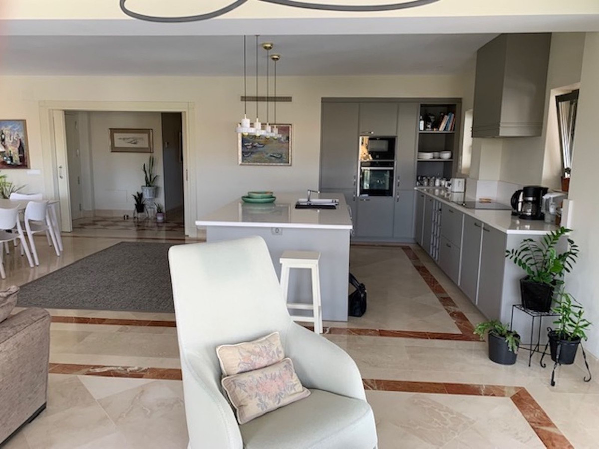 Se vende Ático Dúplex de 5 dormitorios en Costa Del Sol, Cadiz, España