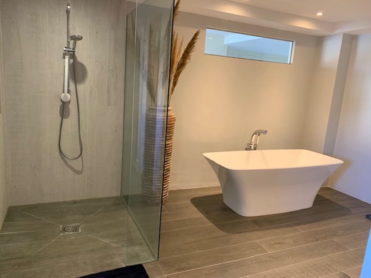 Se vende Ático Dúplex de 5 dormitorios en Costa Del Sol, Cadiz, España