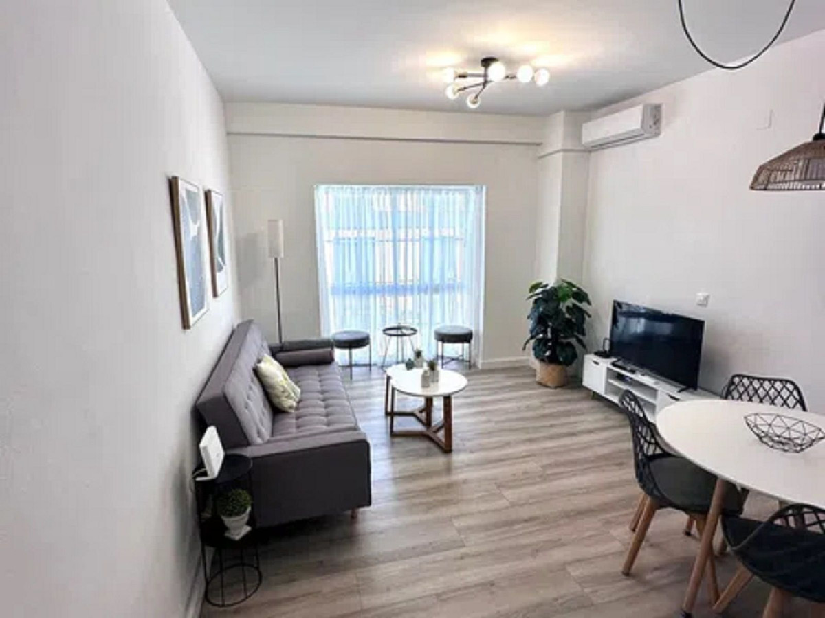 Se vende Apartamento Planta Media de 2 dormitorios en Costa Del Sol, Málaga, España