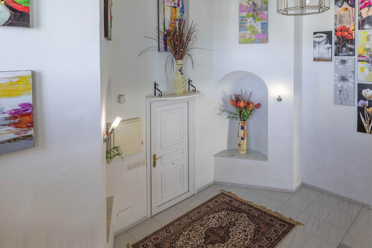 5 Bed Townhouse for sale in Estepona Costa Del Sol, Málaga, Spain