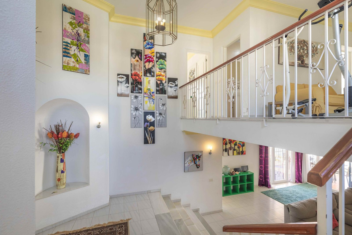 5 Bed Townhouse for sale in Estepona Costa Del Sol, Málaga, Spain