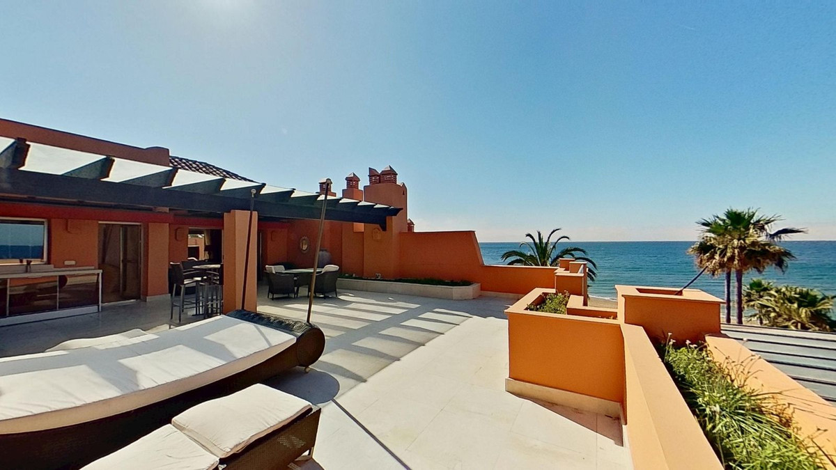 3 Bed Apartment for sale in Los Monteros Costa Del Sol, Málaga, Spain