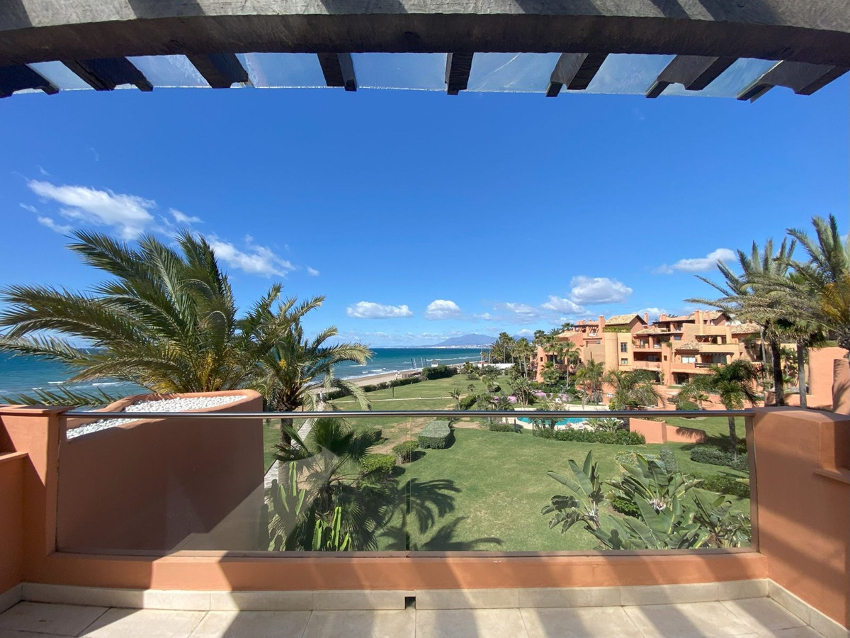 3 Bed Apartment for sale in Los Monteros Costa Del Sol, Málaga, Spain