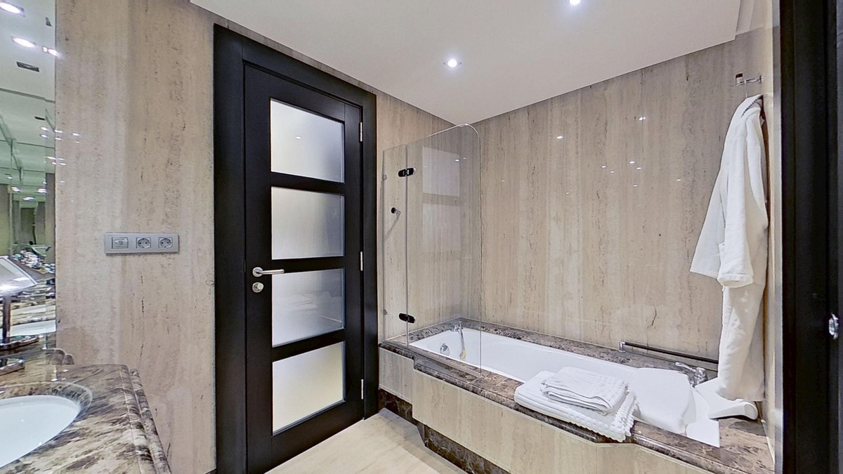 3 Bed Apartment for sale in Los Monteros Costa Del Sol, Málaga, Spain