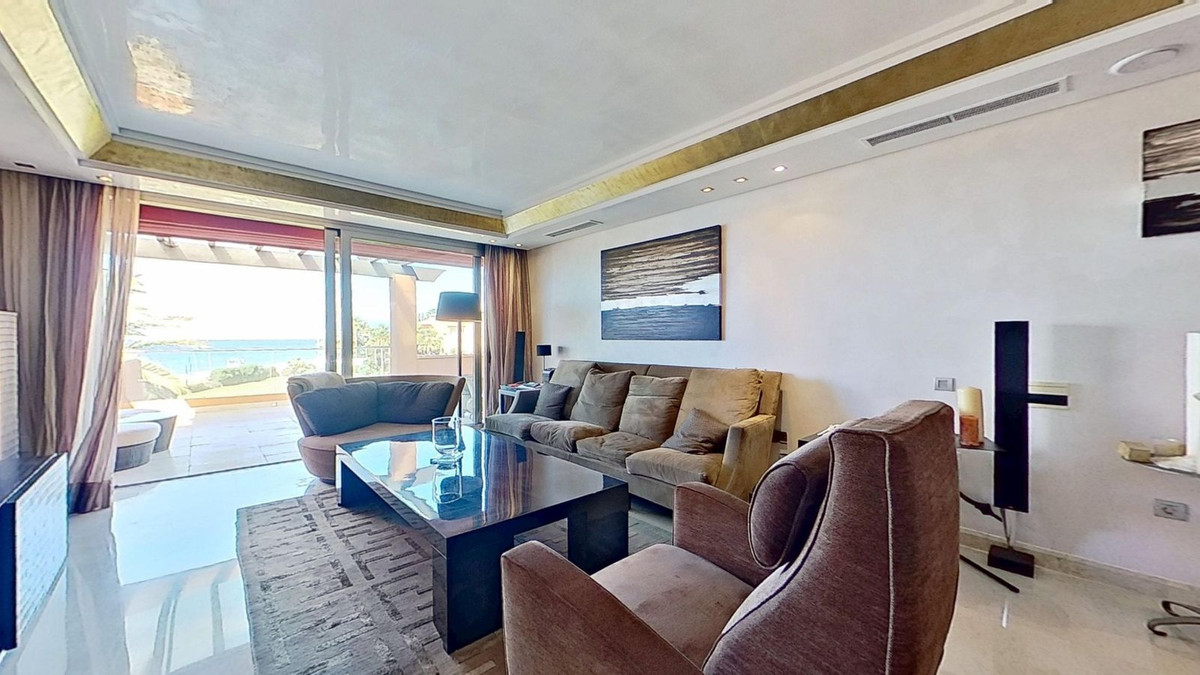 3 Bed Apartment for sale in Los Monteros Costa Del Sol, Málaga, Spain