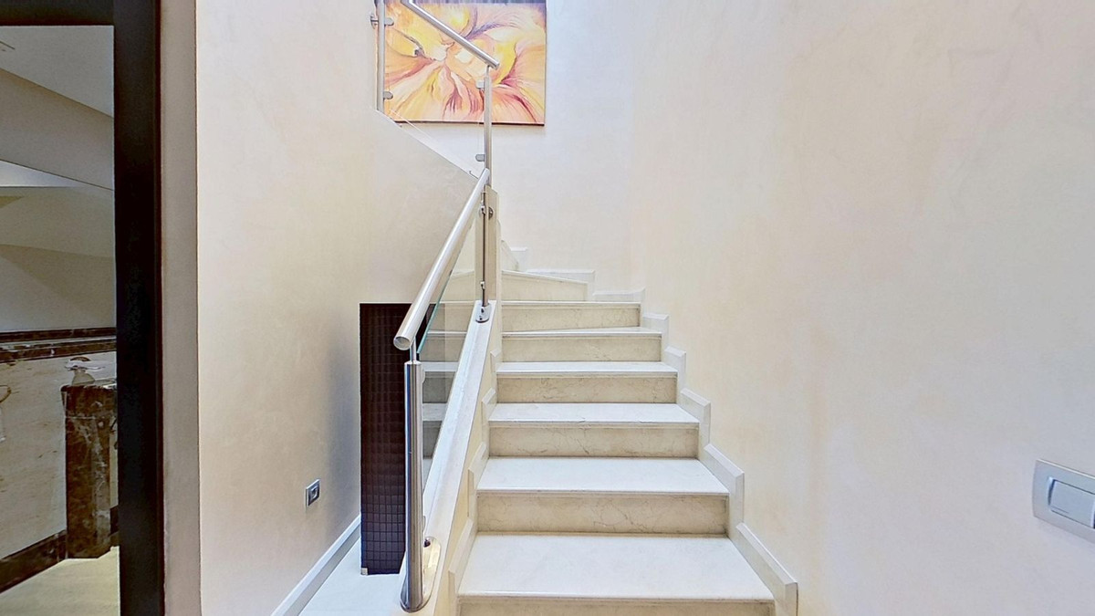 3 Bed Apartment for sale in Los Monteros Costa Del Sol, Málaga, Spain
