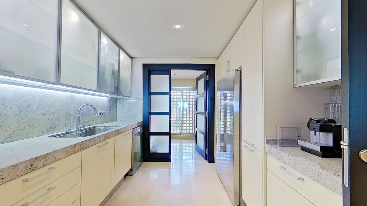 3 Bed Apartment for sale in Los Monteros Costa Del Sol, Málaga, Spain