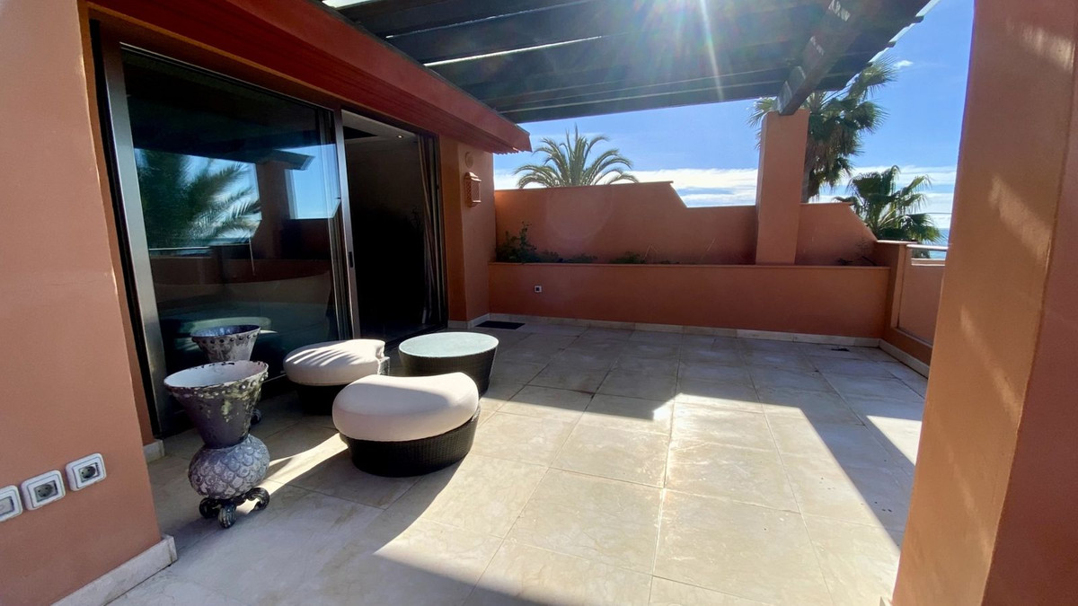 3 Bed Apartment for sale in Los Monteros Costa Del Sol, Málaga, Spain
