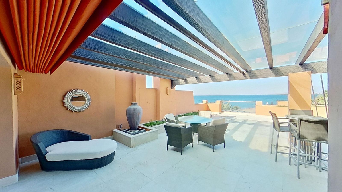 3 Bed Apartment for sale in Los Monteros Costa Del Sol, Málaga, Spain