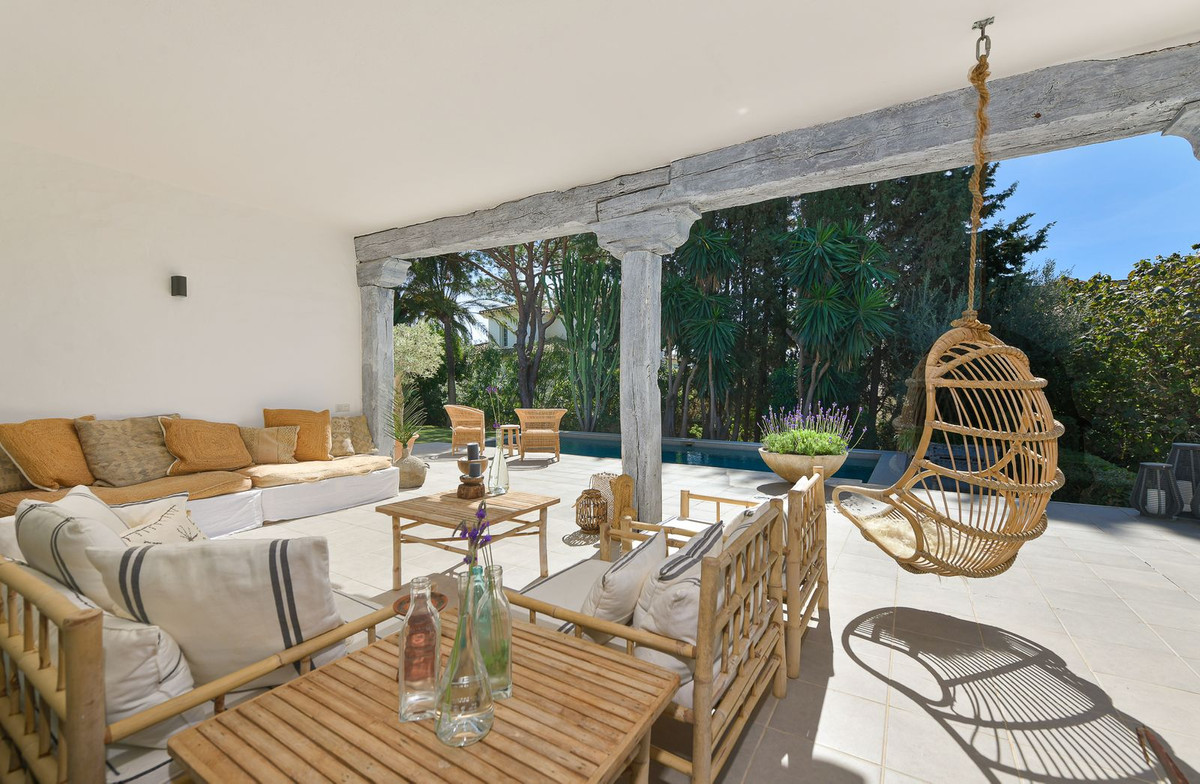 5 Bed Townhouse for sale in Hacienda Las Chapas Costa Del Sol, Málaga, Spain