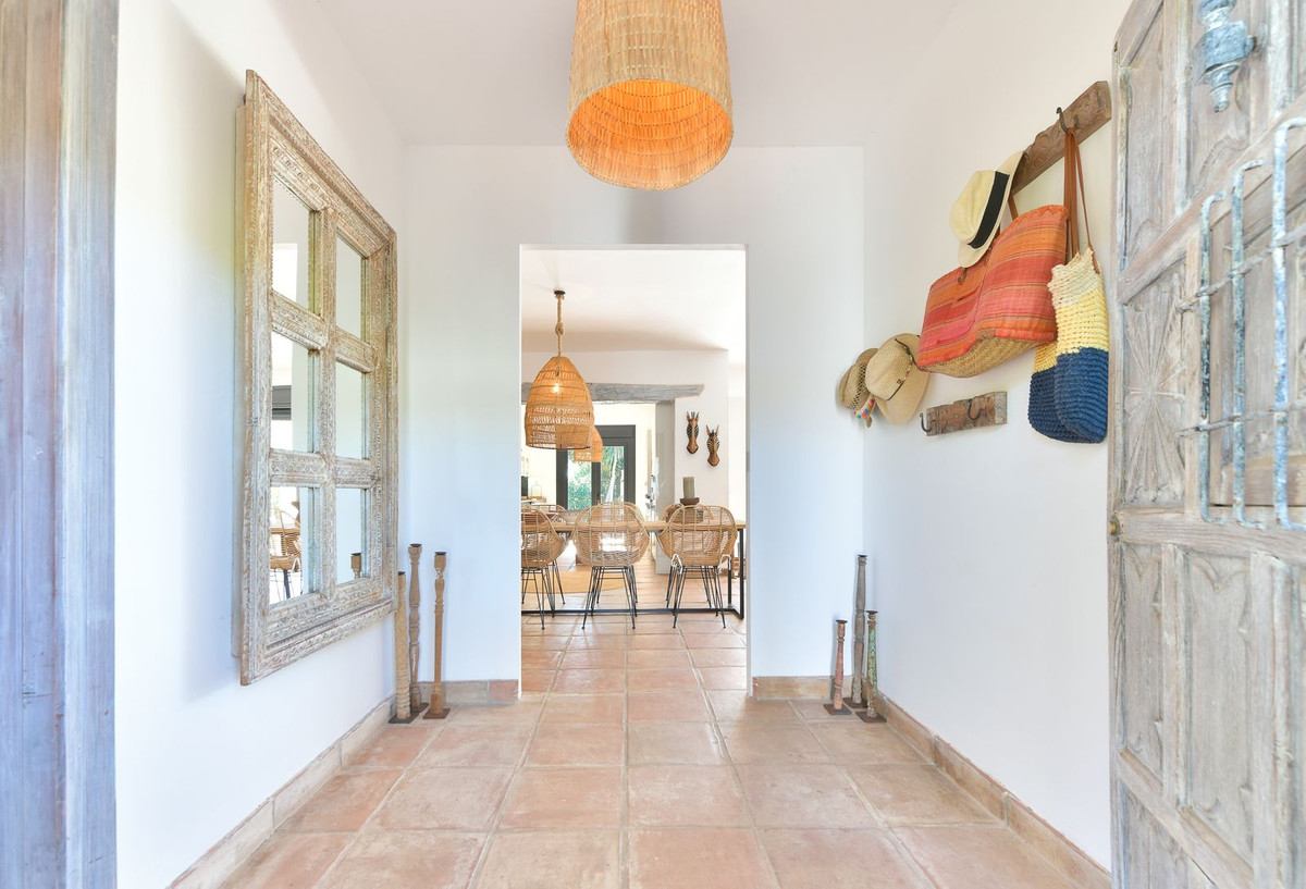 5 Bed Townhouse for sale in Hacienda Las Chapas Costa Del Sol, Málaga, Spain