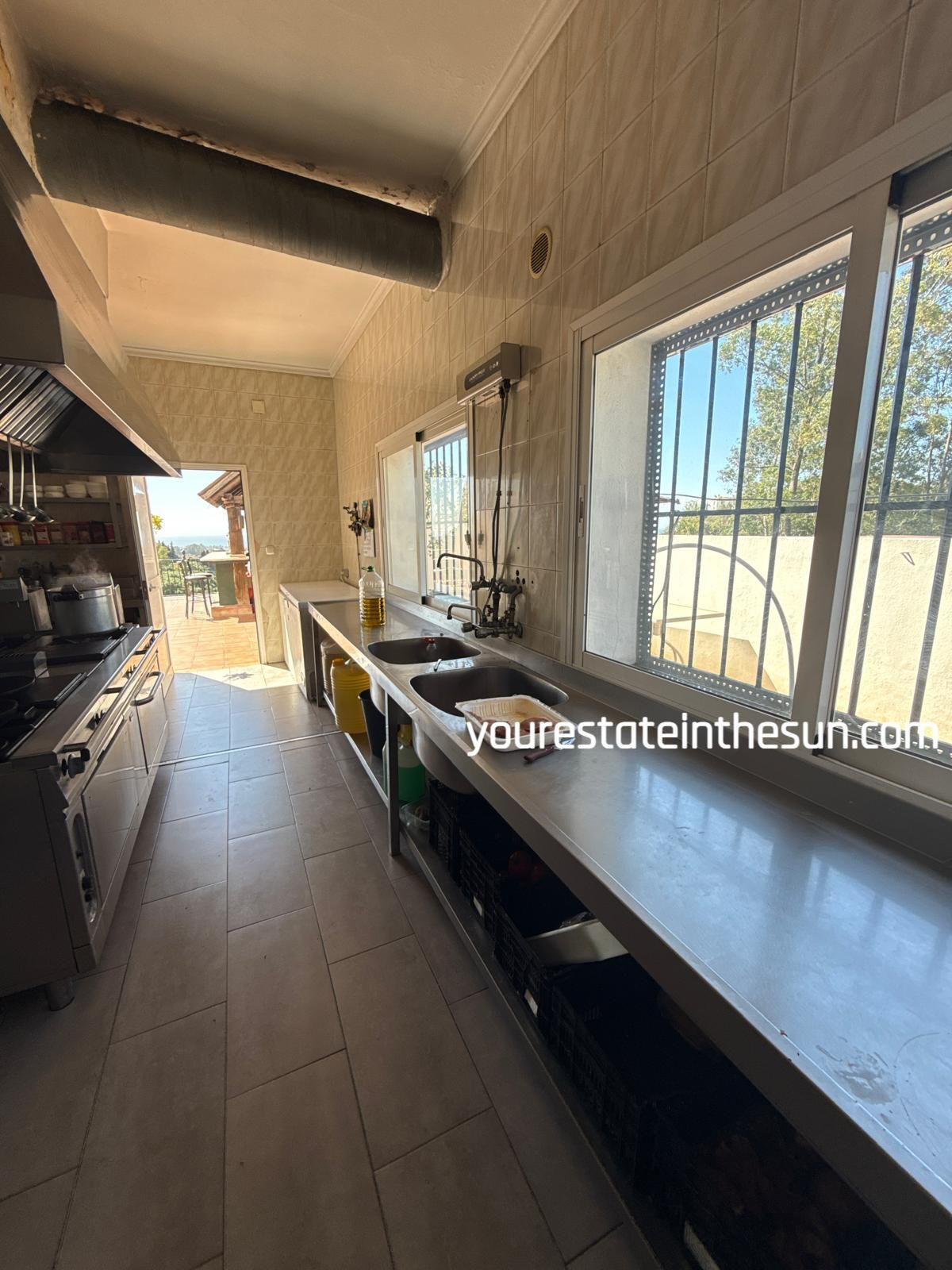Se vende Restaurante de 4 dormitorios en Costa Del Sol, Málaga, España